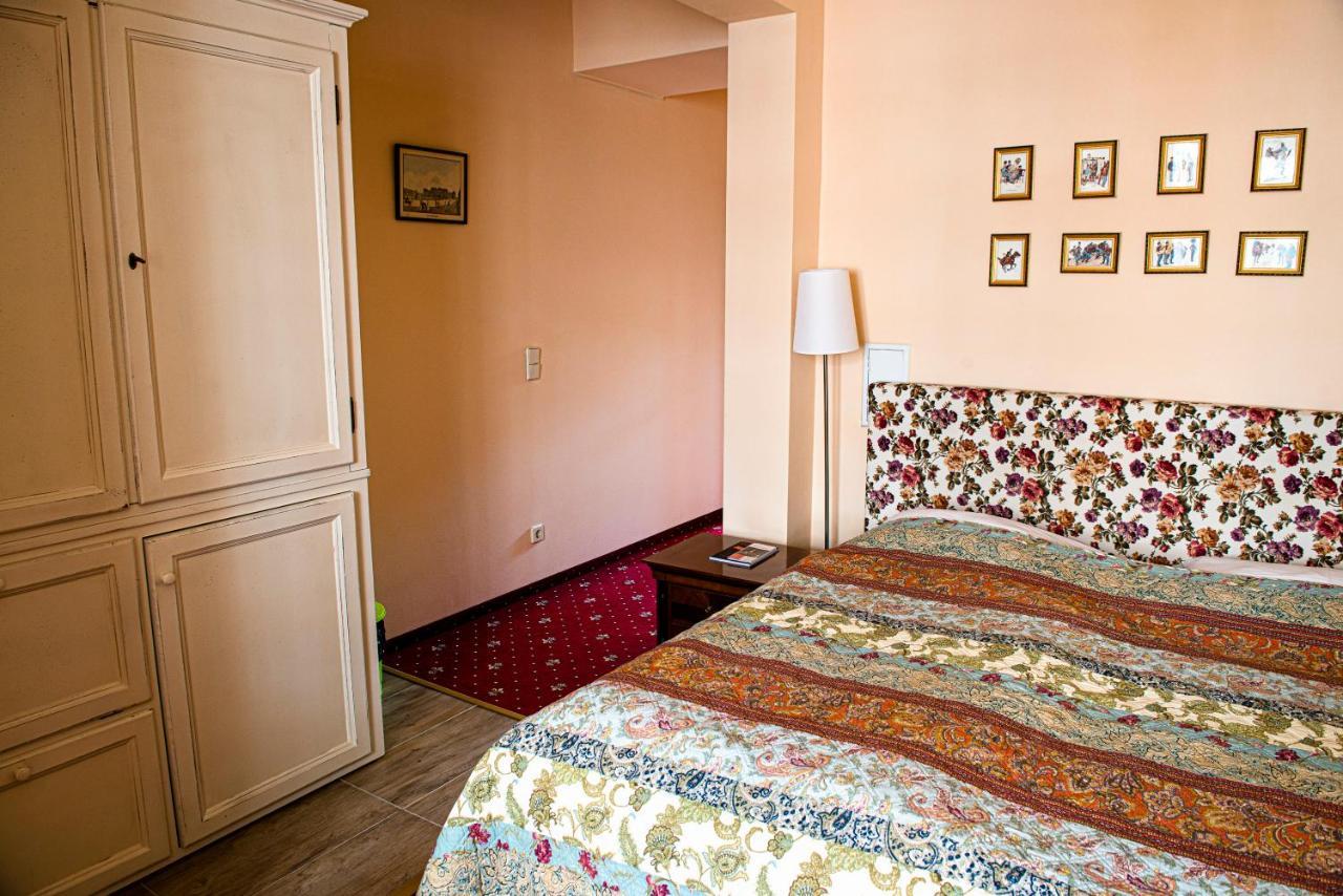 Estudio con 1 cama grande
